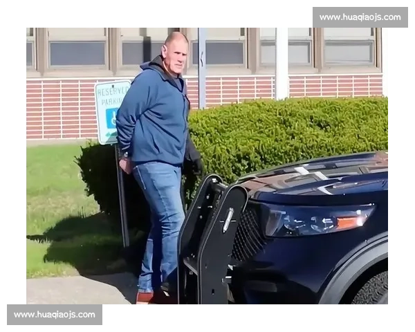 科米尔与约翰逊的巅峰对决谁能脱颖而出引发全球热议